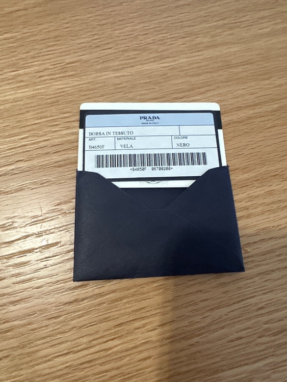 B4650F（古着・ファッション）の商品画像 - 査定依頼日：2025年7月21日 - 最高査定価格：14,000円