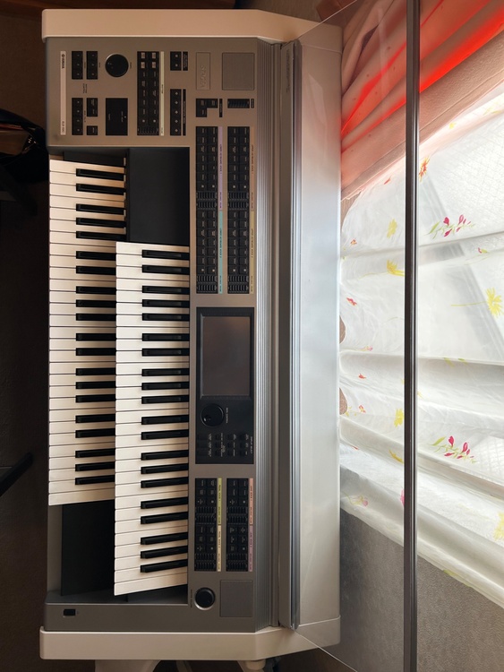 ヤマハ　エレクトーンSTAGEA ELS02C（ピアノ・楽器・PA機材）の商品画像 - 査定依頼日：2026年2月4日 - 最高査定価格：150,000円