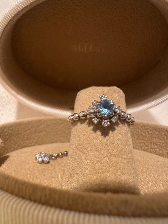 アベリ　アクアマリンダイアモンドチェーンリング（金・貴金属）の商品画像 - 査定依頼日：2025年10月13日 - 最高査定価格：200,000円