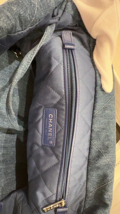 CHANEL22スモール（ブランドバッグ）の商品画像 - 査定依頼日：2026年8月6日 - 最高査定価格：100,000円