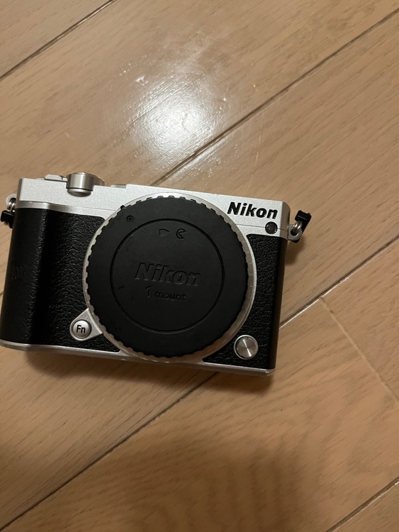 Nikon（カメラ）の商品画像 - 査定依頼日：2025年9月8日 - 最高査定価格：2円
