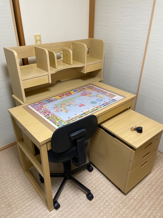 学習机（家具・寝具）の商品画像 - 査定依頼日：2026年4月2日 - 最高査定価格：5,000円