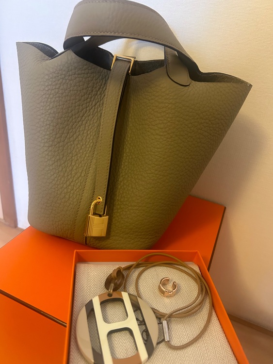 エルメス ピコタン （ブランドバッグ）の商品画像 - 査定依頼日：2025年7月27日 - 最高査定価格：600,000円