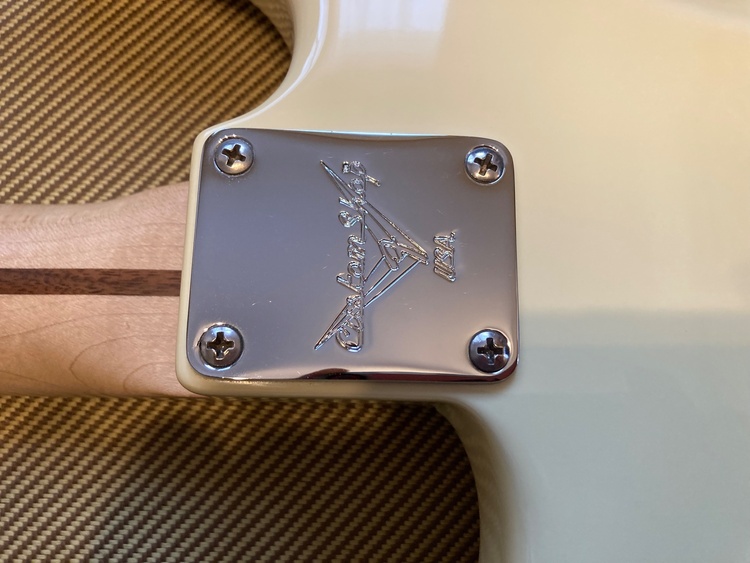 Custom Clapton Strat（ピアノ・楽器・PA機材）の商品画像 - 査定依頼日：2026年6月22日 - 最高査定価格：400,000円