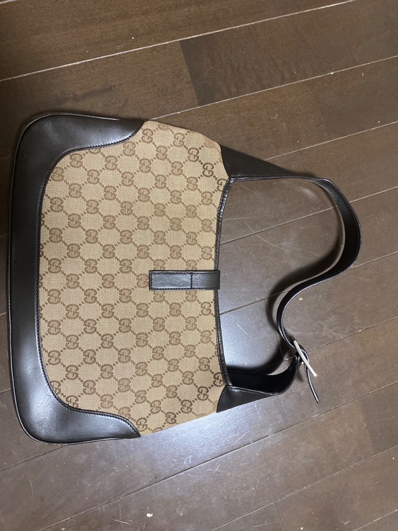 グッチ（ブランドバッグ）の商品画像 - 査定依頼日：2025年9月20日 - 最高査定価格：90,000円