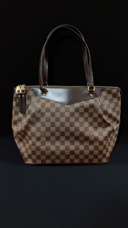 ショルダーバッグ（ブランドバッグ）の商品画像 - 査定依頼日：2026年3月2日 - 最高査定価格：77,000円