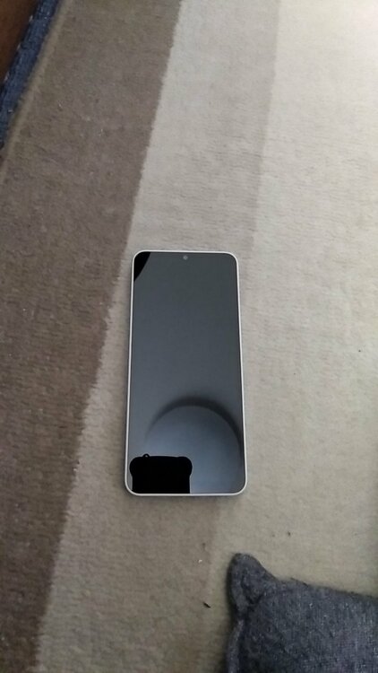 AQUOS wish4 docomo （スマホ）の商品画像 - 査定依頼日：2026年3月14日 - 最高査定価格：100,000円