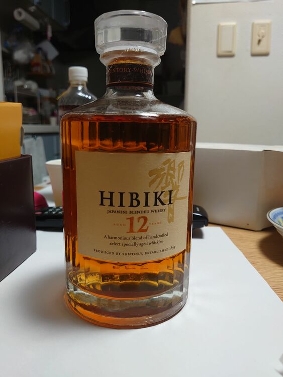 ウイスキー サントリー響 （お酒）の商品画像 - 査定依頼日：2025年11月22日 - 最高査定価格：34,000円