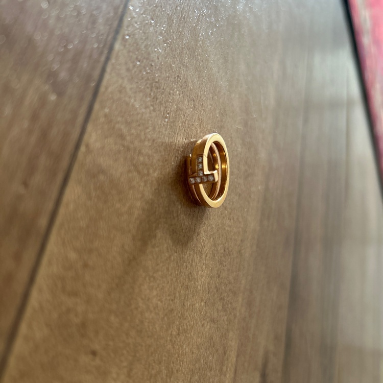 Tスクエア ティファニーラップリング　K18　ピンクゴールド（金・貴金属）の商品画像 - 査定依頼日：2026年3月13日 - 最高査定価格：300,000円