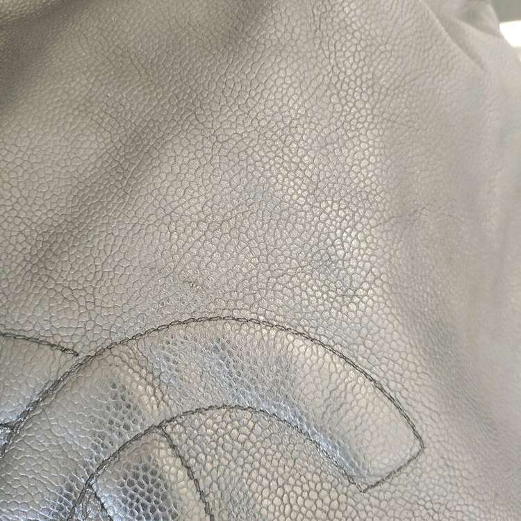 キャビアスキン　ココマーク　巾着　ワンショルダー（ブランドバッグ）の商品画像 - 査定依頼日：2025年2月9日 - 最高査定価格：130,000円