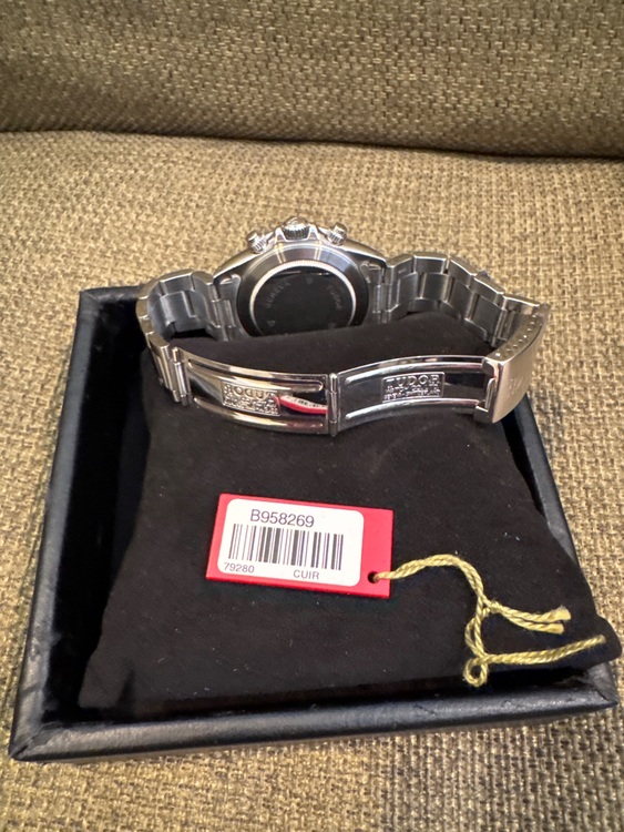 チューダー その他 T79280P5（高級時計）の商品画像 - 査定依頼日：2025年9月16日 - 最高査定価格：520,000円