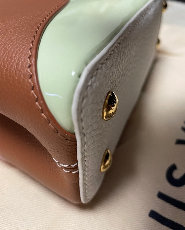 M59864　カプシーヌMINI（ブランドバッグ）の商品画像 - 査定依頼日：2022年7月25日 - 最高査定価格：520,000円