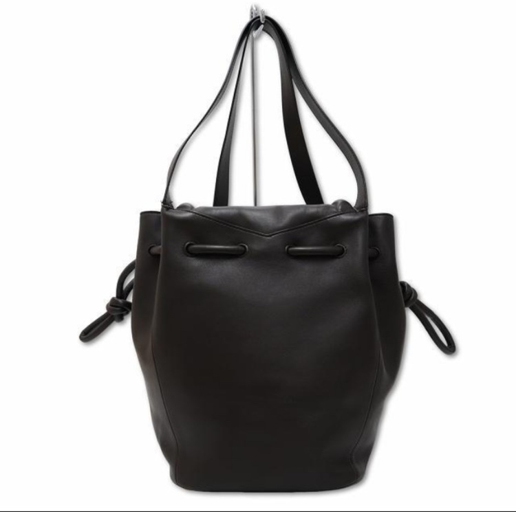 666511 ビーク ラージ レザー ショルダー トートバッグ（ブランドバッグ）の商品画像 - 査定依頼日：2025年9月3日 - 最高査定価格：80,000円