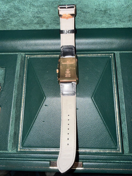 ジャガー・ルクル レベルソ 381573（高級時計）の商品画像 - 査定依頼日：2025年10月8日 - 最高査定価格：4,500,000円