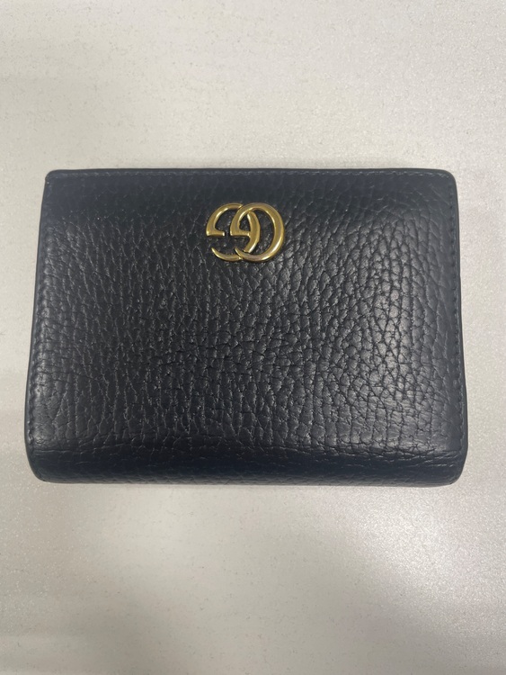 GUCCI財布（ブランド財布・小物）の商品画像 - 査定依頼日：2025年6月2日 - 最高査定価格：10,000円