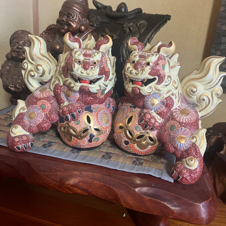 赤獅子（美術品・骨董品）の商品画像 - 査定依頼日：2026年4月15日 - 最高査定価格：100,000円