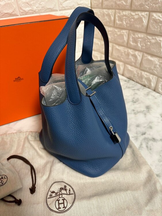 エルメス ピコタン （ブランドバッグ）の商品画像 - 査定依頼日：2025年3月29日 - 最高査定価格：330,000円