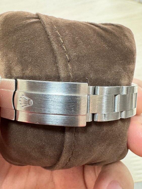 オイスターパーペチュアル（高級時計）の商品画像 - 査定依頼日：2025年4月9日 - 最高査定価格：495,000円