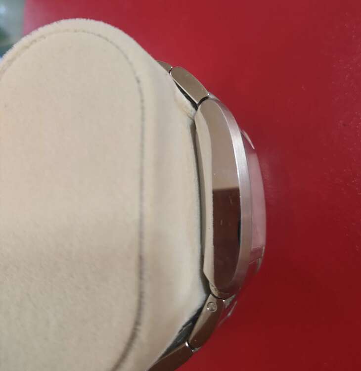 カルティエ タンク カルティエ タンクフランセーズLM WSTA0067（高級時計）の商品画像 - 査定依頼日：2025年3月6日 - 最高査定価格：595,000円