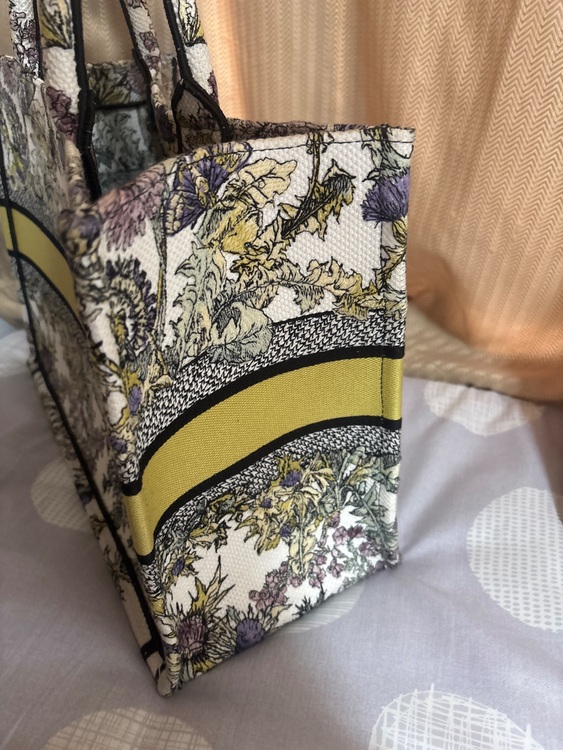 ディオール  （ブランドバッグ）の商品画像 - 査定依頼日：2025年7月13日 - 最高査定価格：180,000円