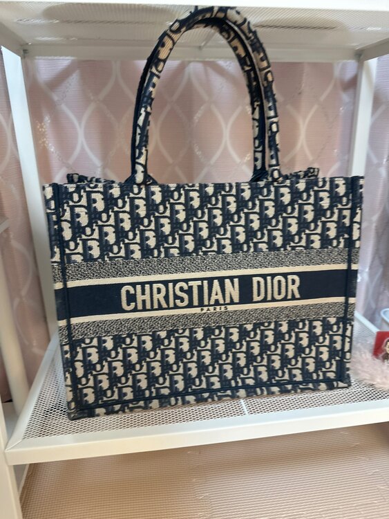 ディオール  （ブランドバッグ）の商品画像 - 査定依頼日：2025年5月30日 - 最高査定価格：200,000円