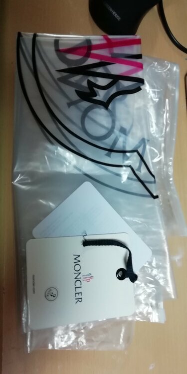 92956731ALNH（古着・ファッション）の商品画像 - 査定依頼日：2026年1月5日 - 最高査定価格：70,000円