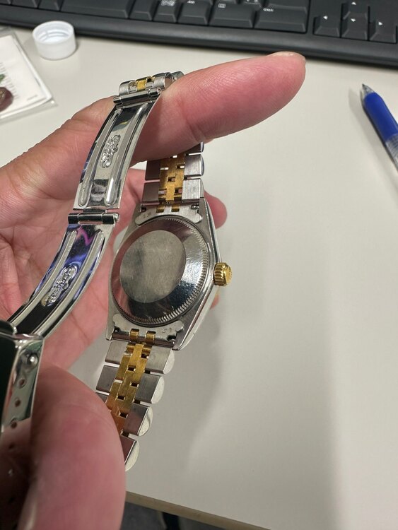 ロレックス デイトジャスト 68273（高級時計）の商品画像 - 査定依頼日：2025年5月9日 - 最高査定価格：850,000円