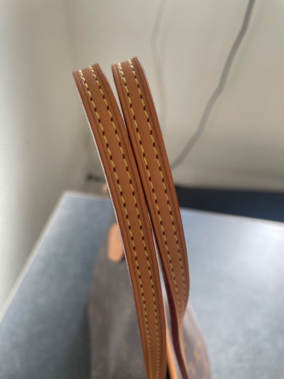 ルイヴィトン モノグラム （ブランドバッグ）の商品画像 - 査定依頼日：2026年4月15日 - 最高査定価格：100,000円