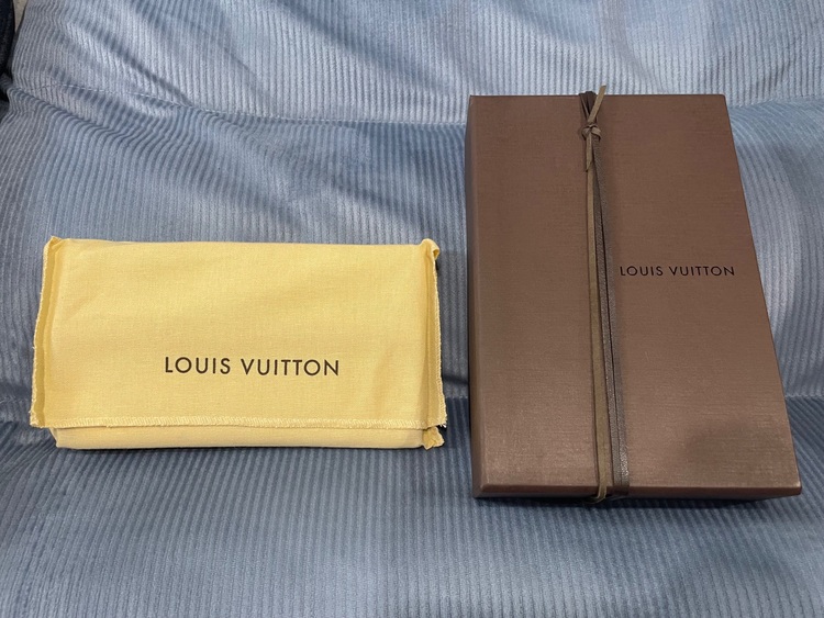 ルイヴィトン マルチカラー （ブランドバッグ）の商品画像 - 査定依頼日：2025年10月26日 - 最高査定価格：35,000円