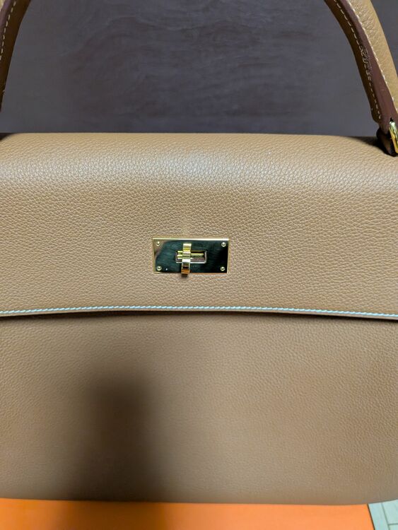 ケリー40内縫い（ブランドバッグ）の商品画像 - 査定依頼日：2025年8月23日 - 最高査定価格：2,000,000円