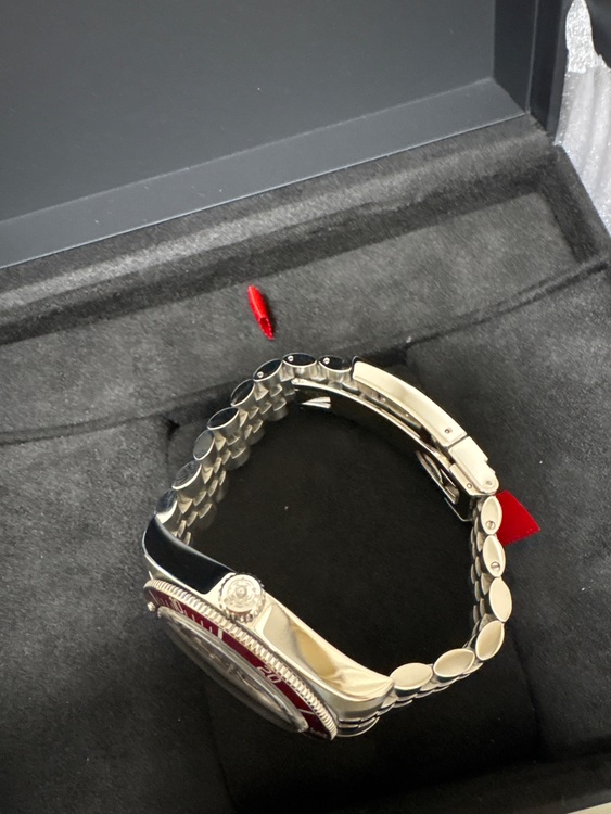 チューダー ブラックベイ 7939A1A0Ru（高級時計）の商品画像 - 査定依頼日：2025年10月2日 - 最高査定価格：550,000円