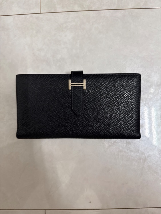 ベアン　長財布（ブランド財布・小物）の商品画像 - 査定依頼日：2025年7月8日 - 最高査定価格：40,000円