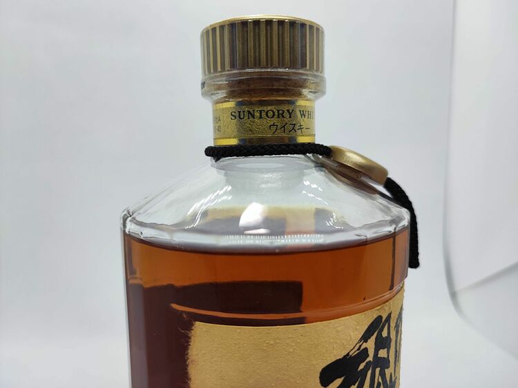 サントリーウイスキー《響》（お酒）の商品画像 - 査定依頼日：2025年10月24日 - 最高査定価格：30,000円