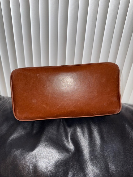 復刻トート（ブランドバッグ）の商品画像 - 査定依頼日：2026年3月19日 - 最高査定価格：120,000円