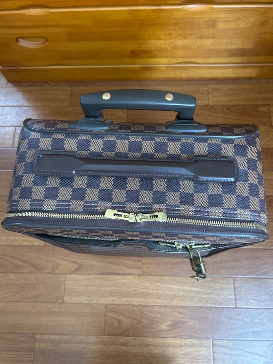 ルイヴィトン ダミエ （ブランドバッグ）の商品画像 - 査定依頼日：2026年3月30日 - 最高査定価格：100,000円