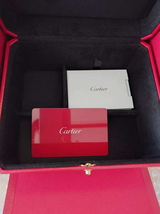 カルティエ タンク （高級時計）の商品画像 - 査定依頼日：2025年4月16日 - 最高査定価格：390,000円