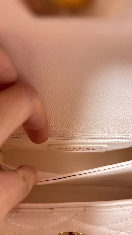 AS2215（ブランドバッグ）の商品画像 - 査定依頼日：2025年11月17日 - 最高査定価格：520,000円