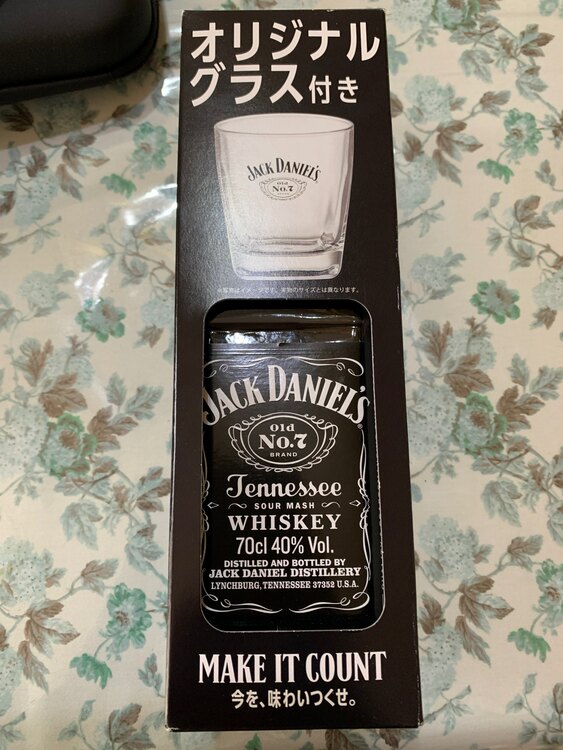 JACK DANIEL'S oldNo.7（お酒）の商品画像 - 査定依頼日：2025年3月30日 - 最高査定価格：3,000円