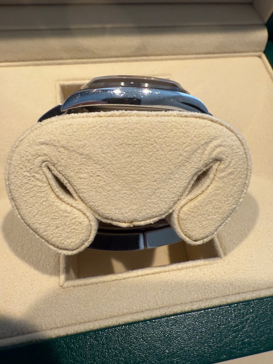 124270  エクスプローラー36（高級時計）の商品画像 - 査定依頼日：2025年9月26日 - 最高査定価格：1,200,000円