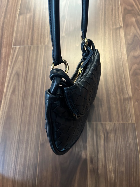 ジェメッリミニバッグ（ブランドバッグ）の商品画像 - 査定依頼日：2025年11月29日 - 最高査定価格：160,000円