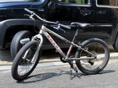 HARO FLIGHTLINE 20 PLUS（自転車）の商品画像 - 中古 - 査定完了日：2025.10.26 - 最高査定価格：5,000円