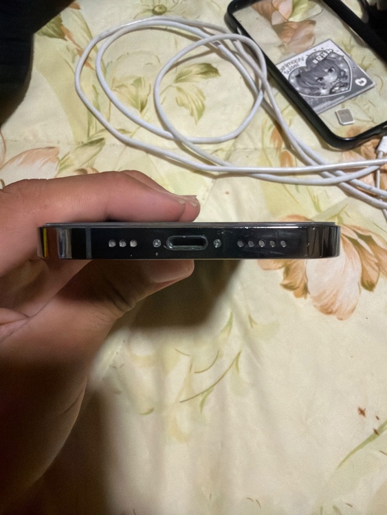 iPhone 12 Pro 256GB SIMフリー（スマホ）の商品画像 - 査定依頼日：2026年5月15日 - 最高査定価格：35,000円