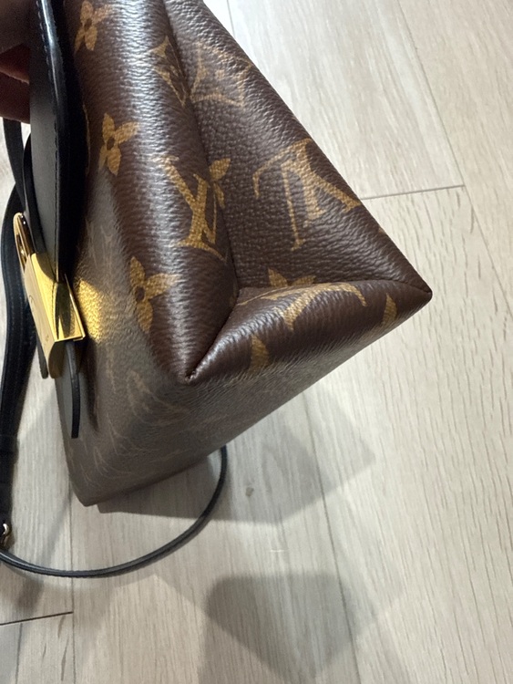 ロッキーBB（ブランドバッグ）の商品画像 - 査定依頼日：2025年6月25日 - 最高査定価格：180,000円