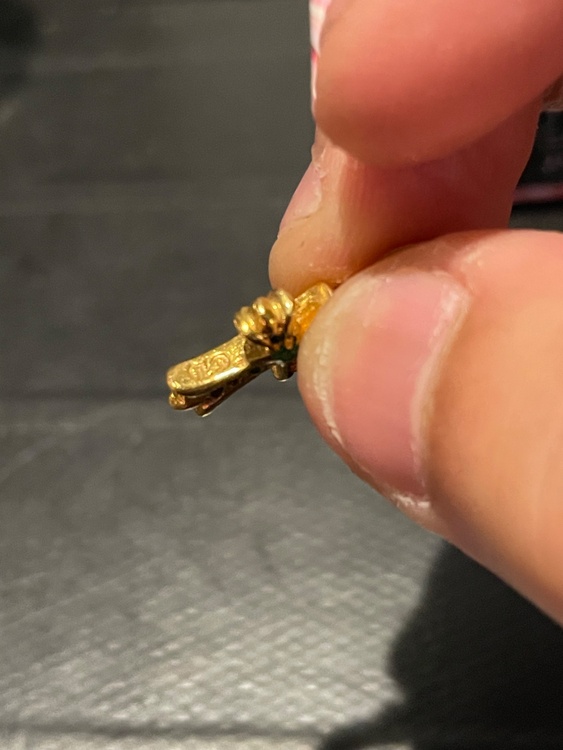 クロムハーツ　ベイビーファットチャーム22K.22kPAVEエメラルド（金・貴金属）の商品画像 - 査定依頼日：2026年3月15日 - 最高査定価格：700,000円