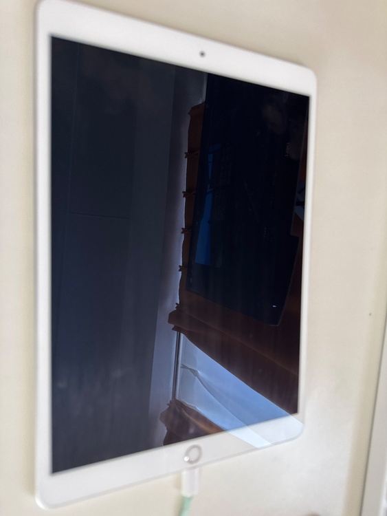 ipadair (第3世代)（PC・タブレット）の商品画像 - 査定依頼日：2026年2月9日 - 最高査定価格：14,000円