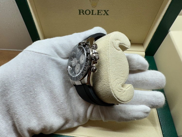 126519LN（高級時計）の商品画像 - 査定依頼日：2025年6月24日 - 最高査定価格：5,850,000円