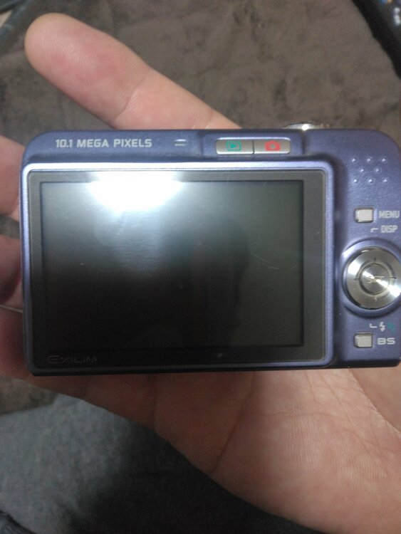 EXILIM EX-Z1015（カメラ）の商品画像 - 査定依頼日：2026年1月18日 - 最高査定価格：100,000円