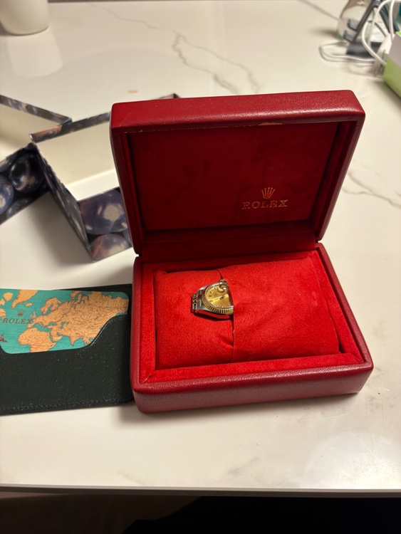 ロレックス デイトジャスト コンビ　ステンレスイエローごー（高級時計）の商品画像 - 査定依頼日：2026年4月17日 - 最高査定価格：880,000円