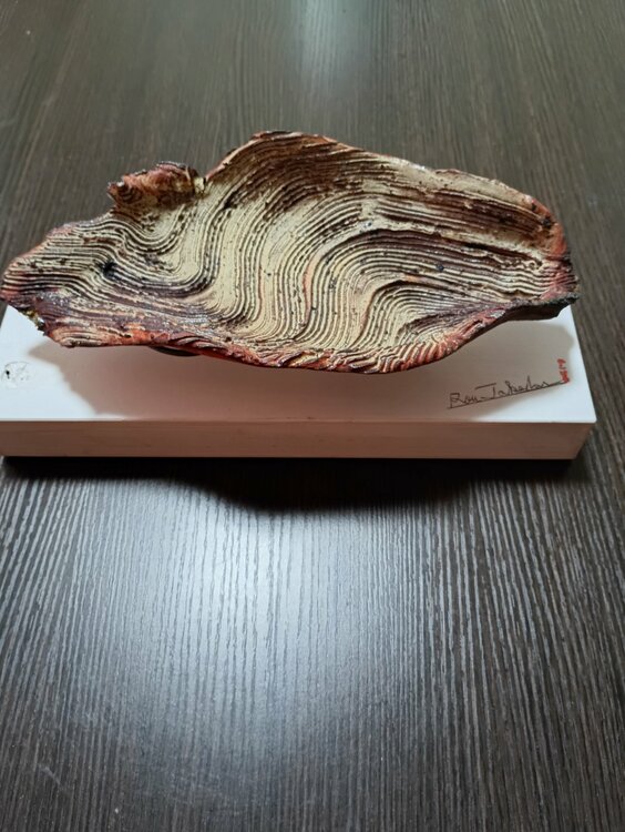 わからない（美術品・骨董品）の商品画像 - 査定依頼日：2026年1月27日 - 最高査定価格：2,000円