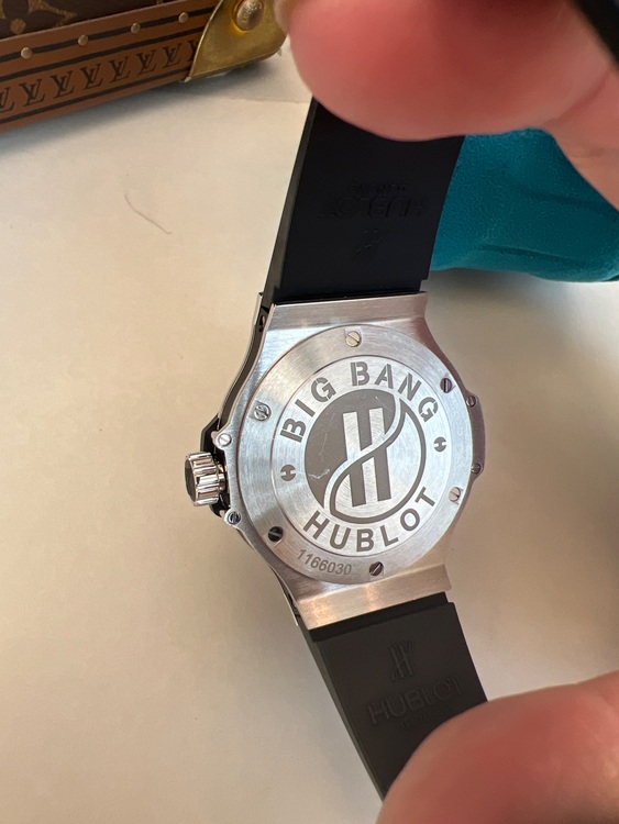 ダイヤ　ラバー（高級時計）の商品画像 - 査定依頼日：2025年7月12日 - 最高査定価格：1,500,000円